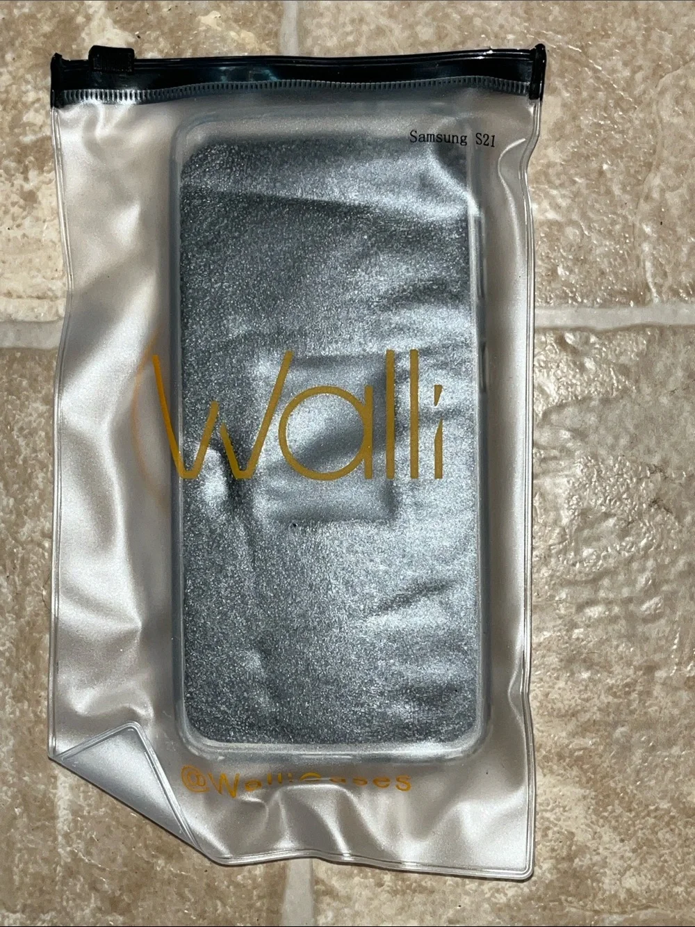 NWOT Walli Case One Case Brown and White Cow Print Phone Case Samsung S21